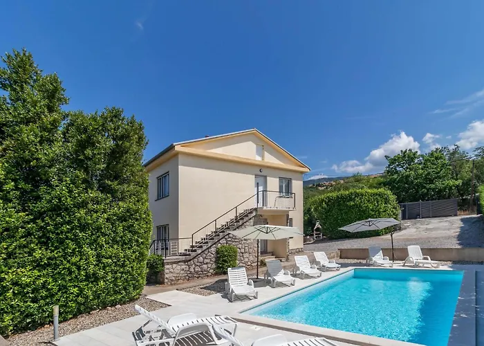 4 Bedroom Stunning Home In Jadranovo photo