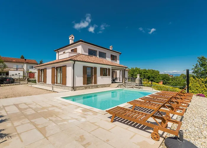 Beautiful Villa With Private Pool 克尔克照片