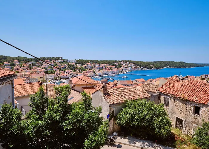 Cozy Apartment In Mali Losinj With Wifi foto