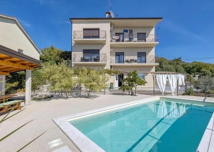 صورة Apartments With Swimming Pool Rijeka - 24958 Drenovo