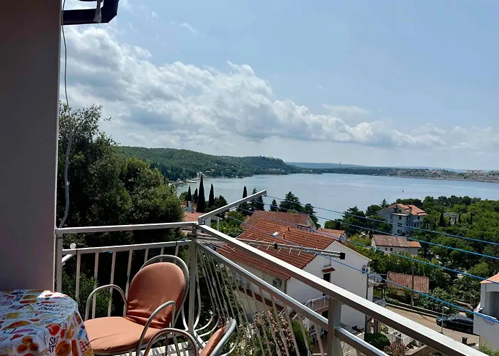 Apartments In Omisalj - Insel Krk 13342 foto