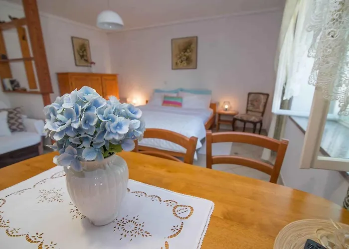 fotos do Apartments In Veli Losinj 33624