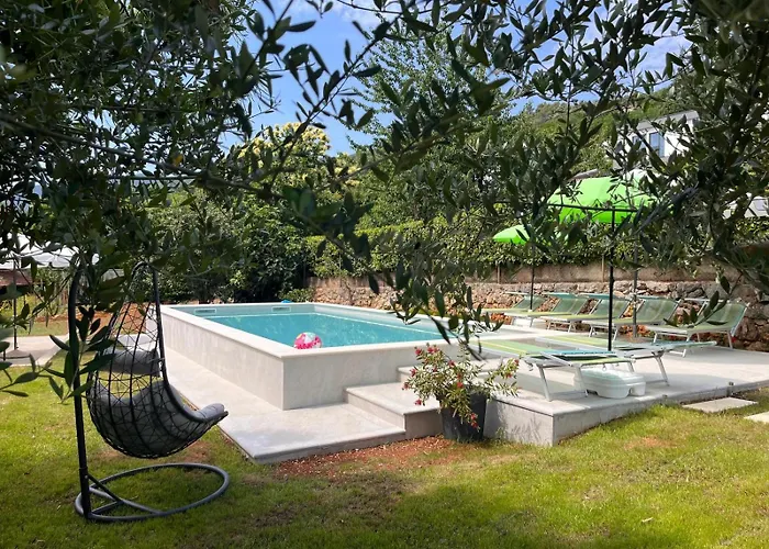 Villa Riviera Blue With Seaview, Pool, Whirlpool, Parking And Boat Excursions Opric photo