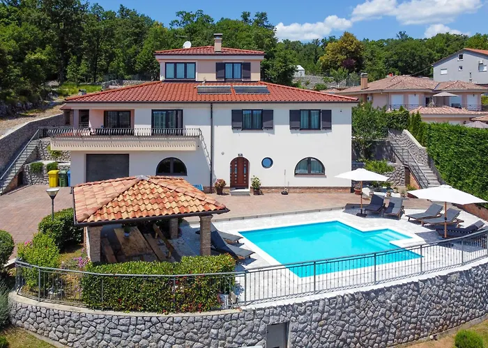 Фото Holiday Home Villa Toni By Interhome Кастав