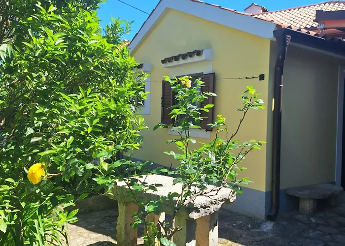 Apartman Filomena Nerezine Foto