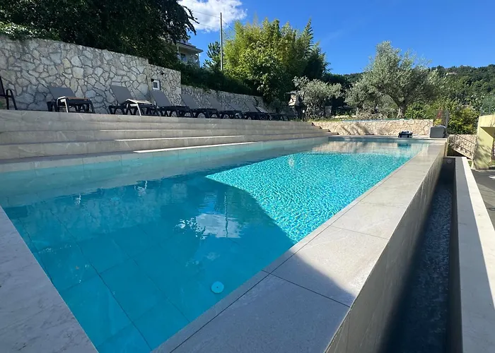 Photo de Apartman Lukas 2- Icici- Pool, Gym, Near Opatija Poljane