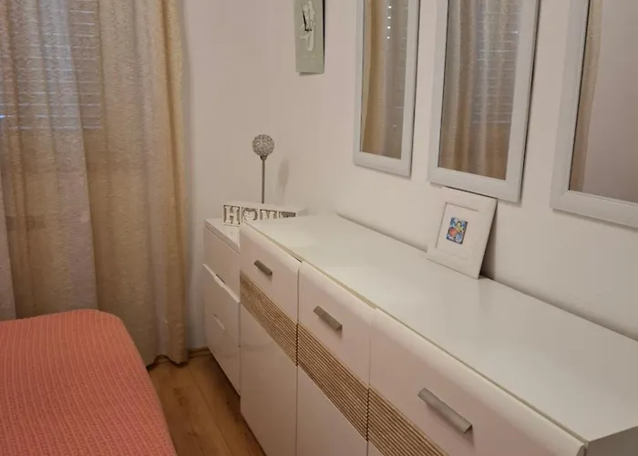 Apartman Natali Buzdohanj képek
