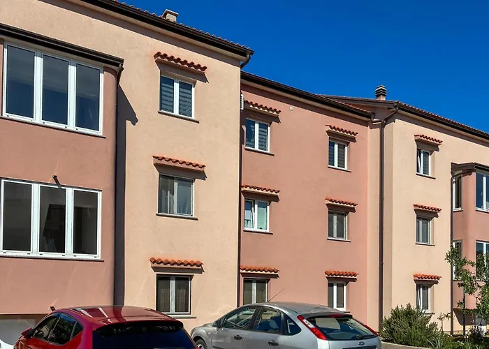 2 Bedroom Amazing Apartment In Viskovo zdjęcie