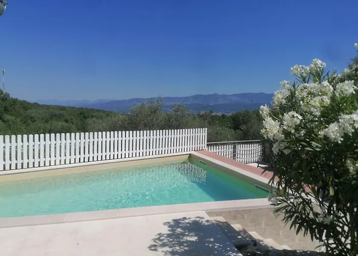 صورة Apartment With Two Bedrooms And Pool Polje 