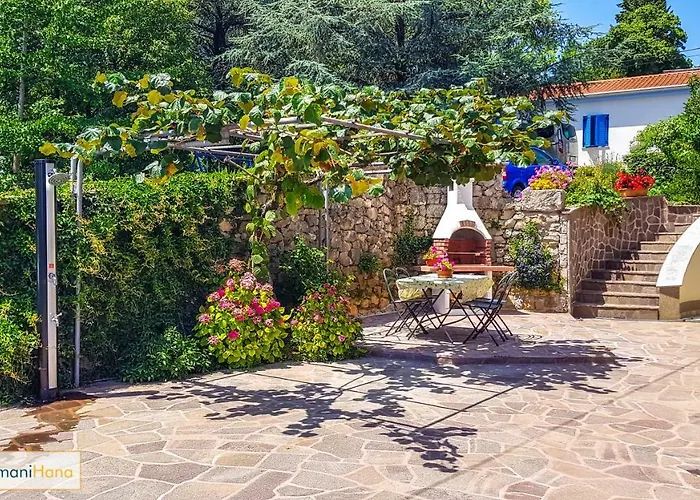 Apartman Hana 이카 사진