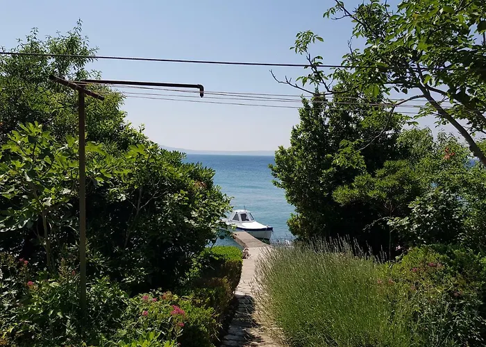 Klenovica Beach Guesthouse photo